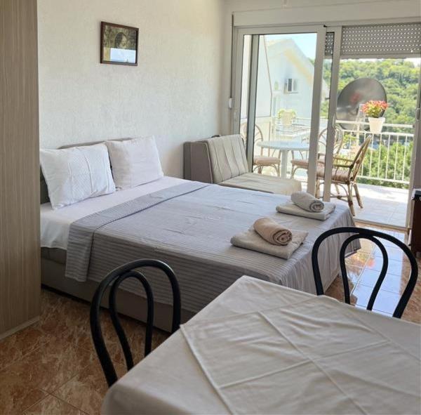 Apartmani Neda Bane Петровац Экстерьер фото