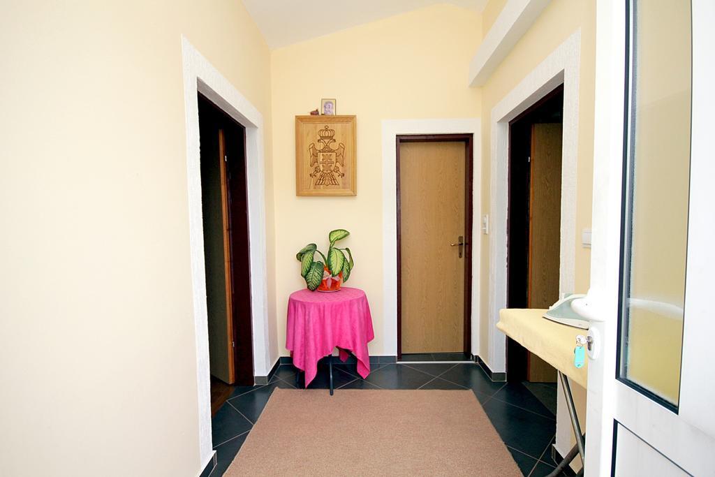 Apartmani Neda Bane Петровац Экстерьер фото