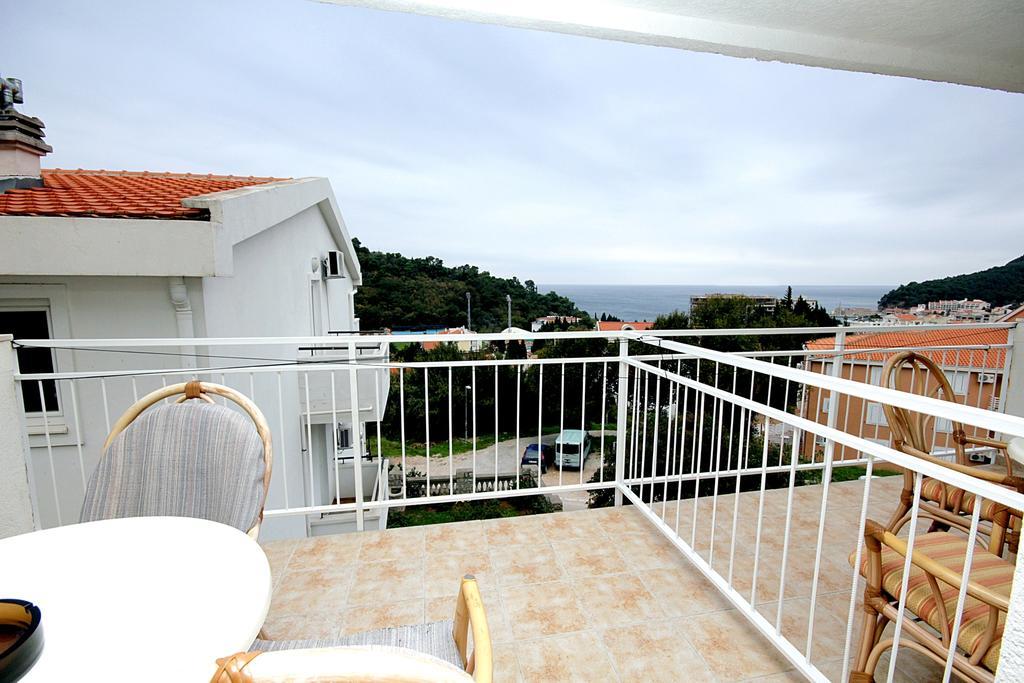 Apartmani Neda Bane Петровац Номер фото