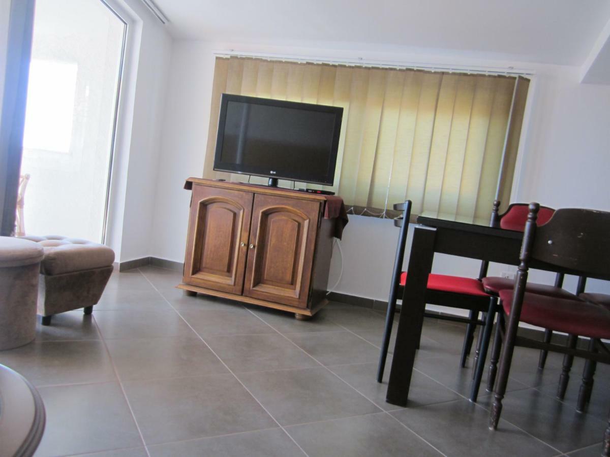 Apartmani Neda Bane Петровац Экстерьер фото