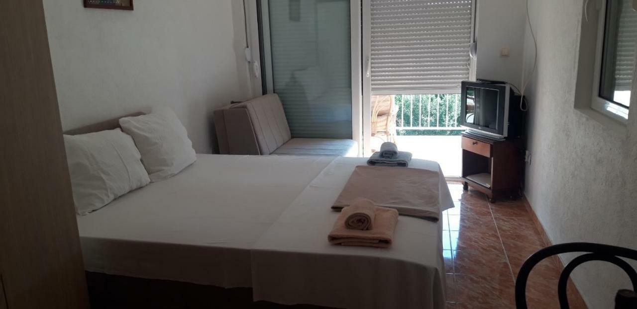 Apartmani Neda Bane Петровац Экстерьер фото